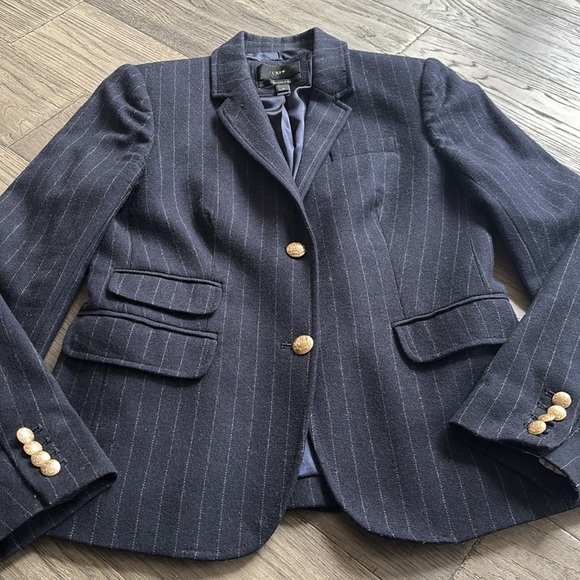 J.Crew | 100% Wool Original School Boy Blazer in Black with Pinstripes Size 4 - Picture 2 of 13